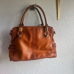 Timeless Brown Leather Shoulder Bag with Structured Design